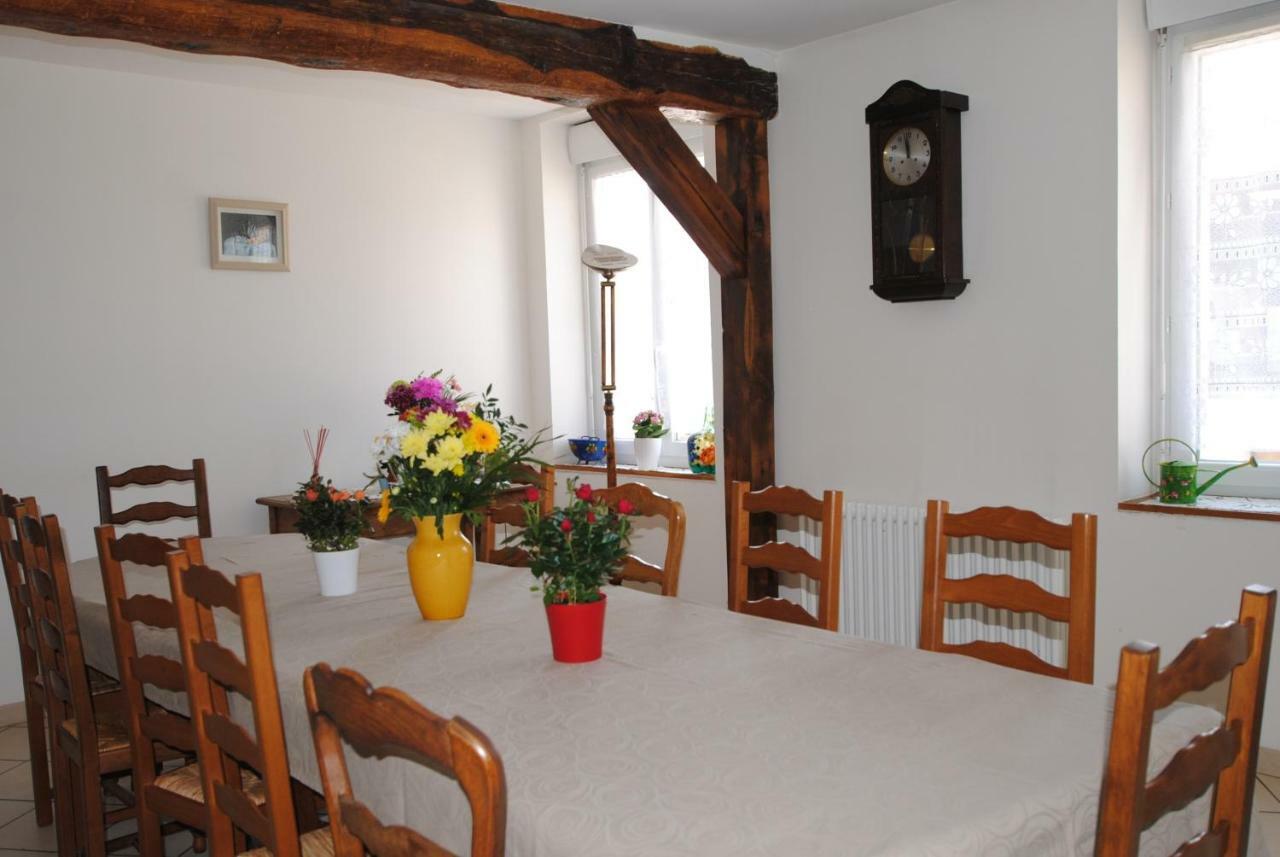 Bed and Breakfast La Janenquelle Sarry  Esterno foto