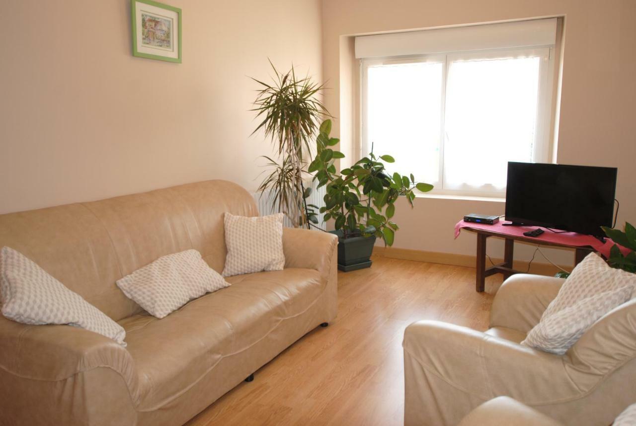 Bed and Breakfast La Janenquelle Sarry  Esterno foto