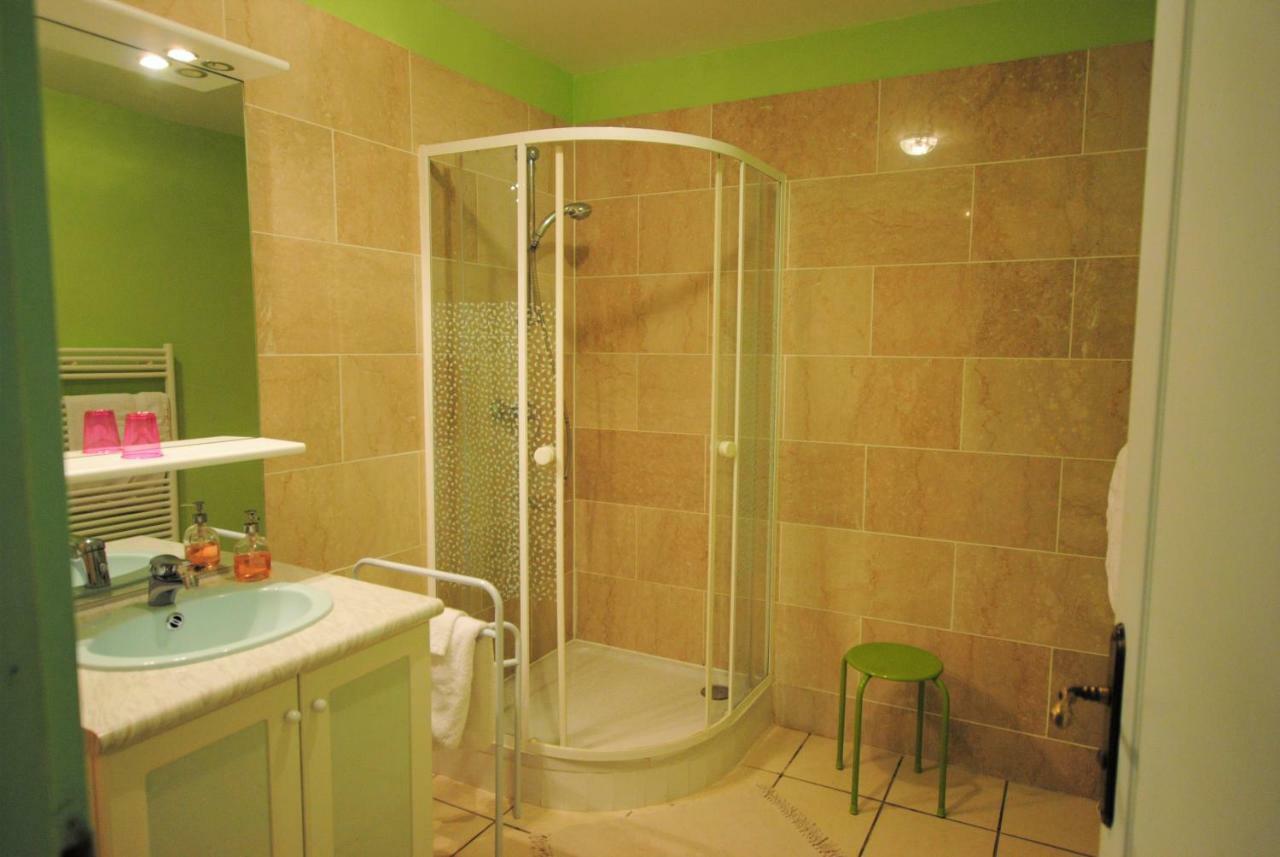 Bed and Breakfast La Janenquelle Sarry  Esterno foto